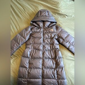 Women’s North Face Puffer